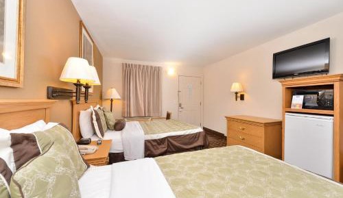 Double Room with Two Double Beds - Non-Smoking