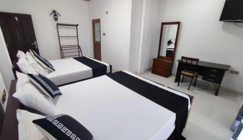 Deluxe Family Suite
