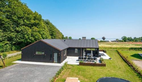 Six-Bedroom Holiday Home