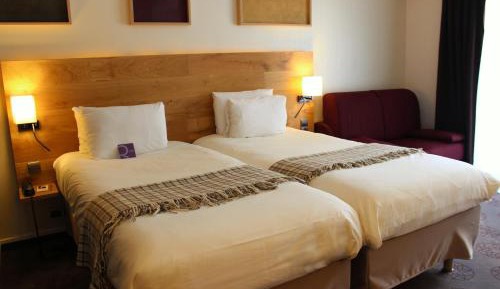 Standard Twin Room with Sofa Bed and Balcony