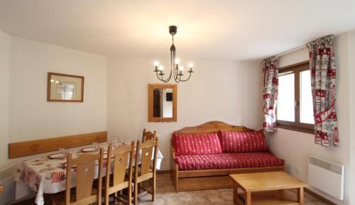 Apartment (6 Adults)