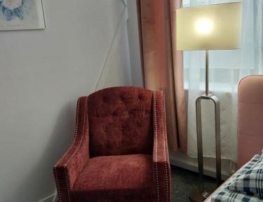 Single Room with Shared Shower and Toilet