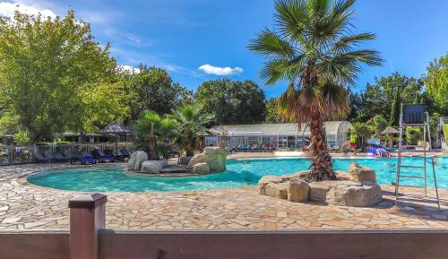 Three-Bedroom Superior Apartment