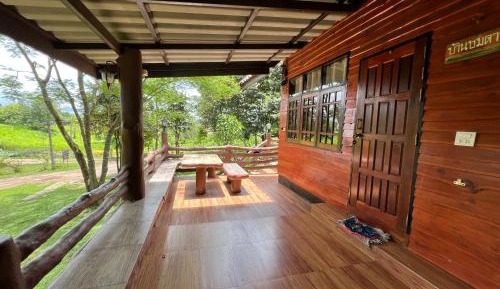 Quadruple Room with Terrace