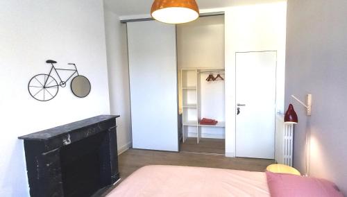 Double Room with Shared Bathroom