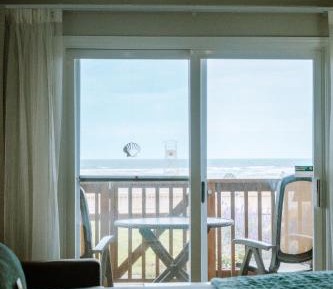 Deluxe King Suite with Ocean View