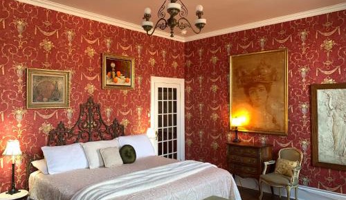 Queen Suite