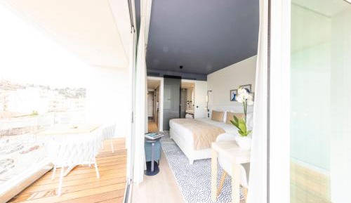 King Suite - Pool Access