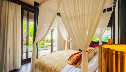 Bhumi - One Bedroom Villa with Living Room & Heated Plunge Pool