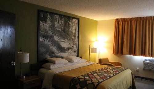 King Room- Non-Smoking