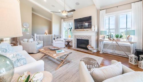 Three-Bedroom Holiday Home 