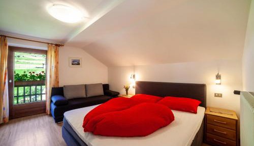 Superior One-Bedroom Apartment with Balcony