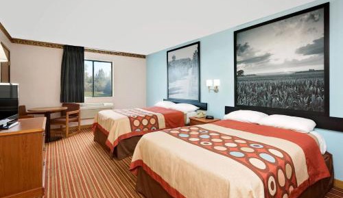 Queen Room with Two Queen Beds - Non-Smoking