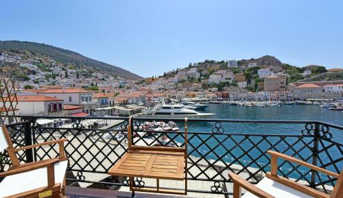 Deluxe Studio with Balcony and Sea View