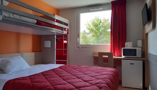 1 Double Bed 1 Single Bed - Essentiel Plus Room