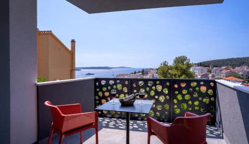 Apartment with Sea View