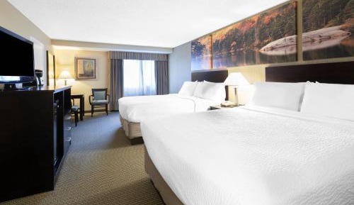 Queen Room with Two Queen Beds - Non-Smoking