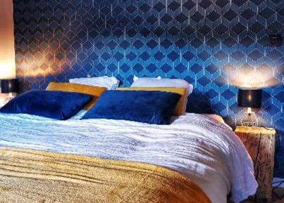 Queen Room with Spa Bath