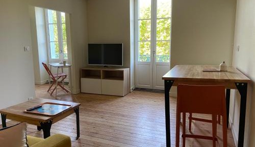 Apartment with Garden View