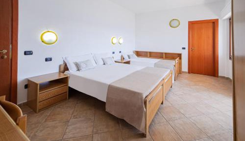 Triple Room with Sea View