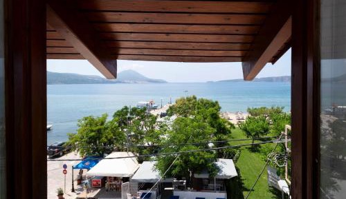 Studio Apartment with Sea View