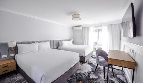 Queen Room with Two Queen Beds - Non-Smoking