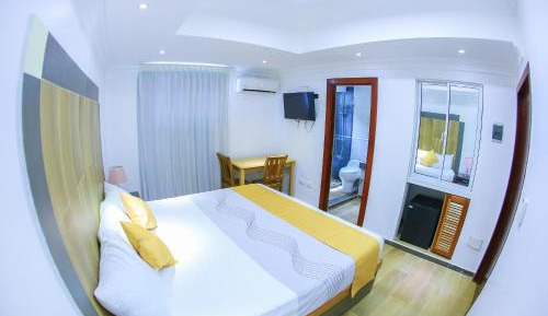 Deluxe King Room