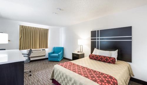 Queen Room - Non-Smoking