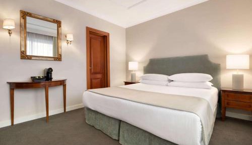 King Room - Non-Smoking