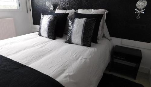 Small Single Room