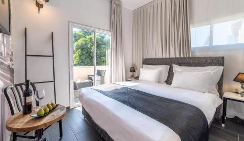Superior Double Room with Balcony