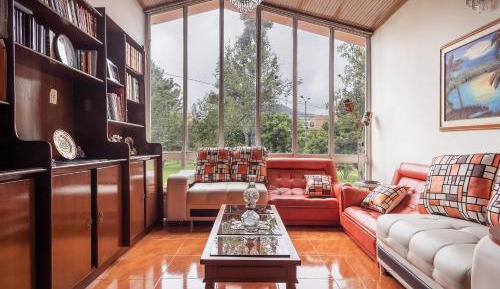 Double or Twin Room with Private Bathroom