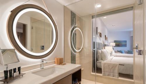 Deluxe Queen Room with Two Queen Beds
