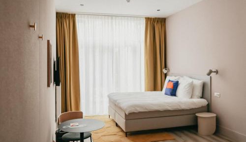 Standard Suite