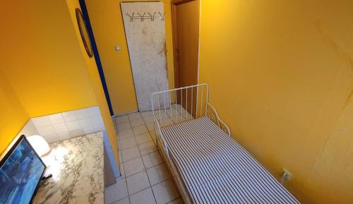Small Single Room