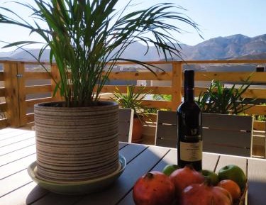 Suite with Mountain View