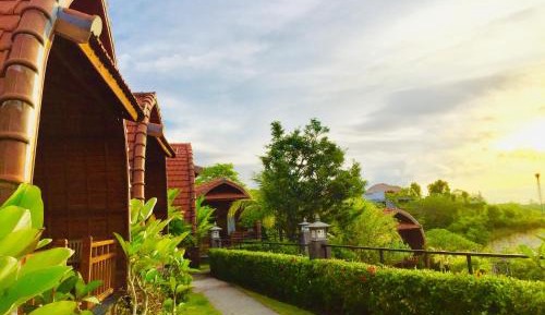 Lumbung Deluxe King Room