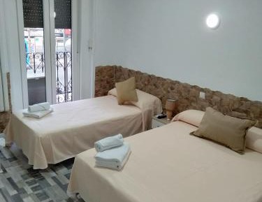 Triple Room with Shared Bathroom