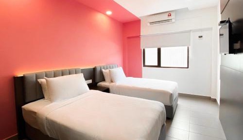 Standard Twin Room