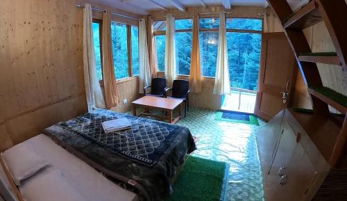 Quadruple Room with Balcony