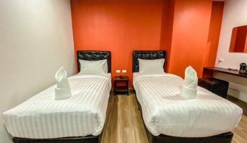 Standard Twin Room