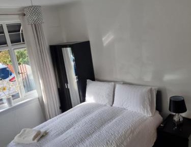 Suite (No Hot Tub)
