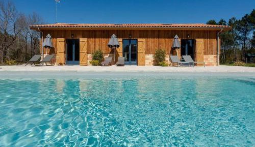 Triple Room with Pool View