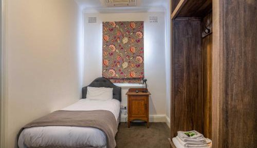 Single Room with Shared Bathroom