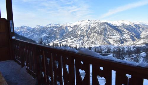 Studio 407 – 2 to 3 people – 4th floor – 28 m2 – Mountain view