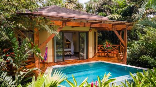 Suite with Private Pool