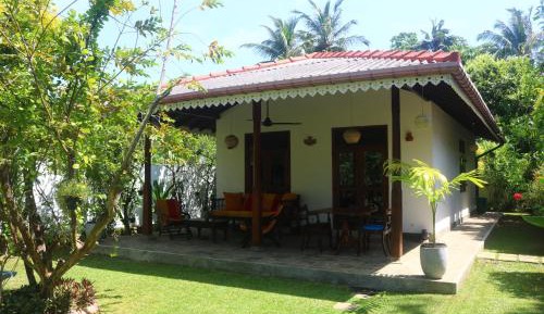 Bungalow with Garden View