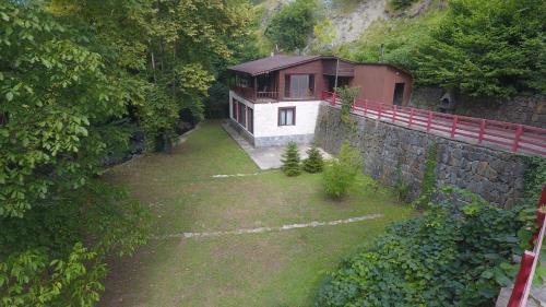 Villa with Garden View