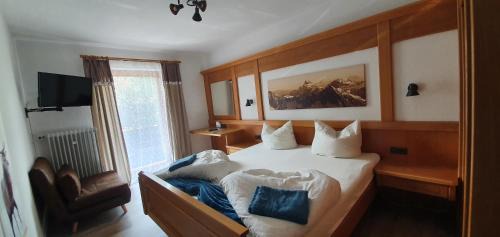 Double Room with Mountain View