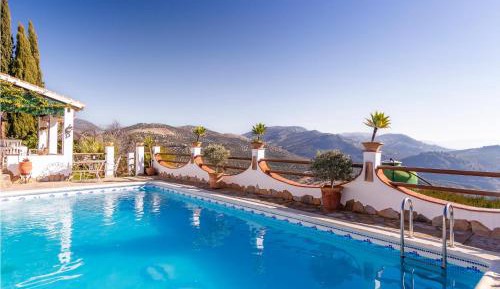 Three-Bedroom Vacation Home 